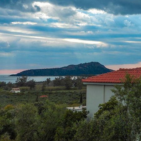 Thanos Village Gialova Exterior foto