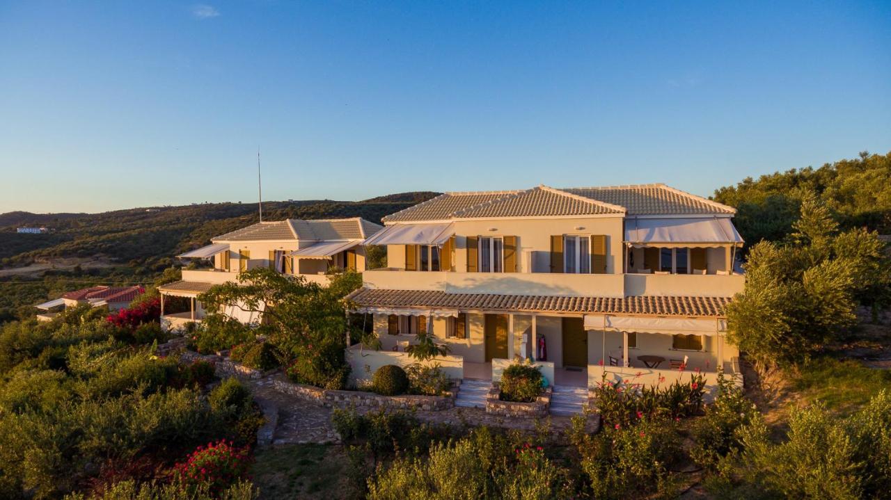 Thanos Village Gialova Exterior foto