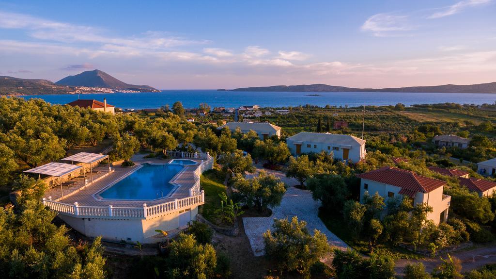 Thanos Village Gialova Exterior foto